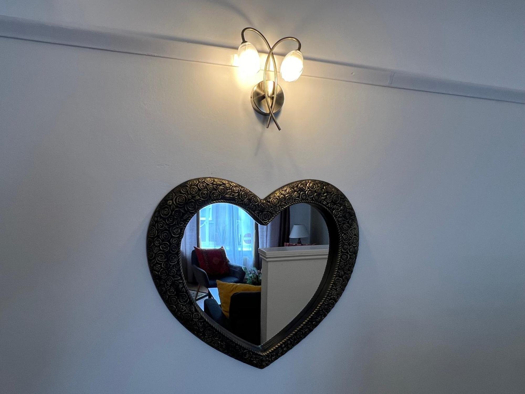 Large Family-Friendly 2Bd Glastonbury Retreat, Sleeps 5 Bagian luar foto